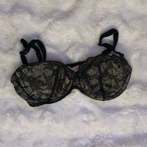 VS Black Lace Bra